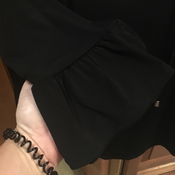 Artizan Robin Barre Black Blouse - Picture 6 of 6